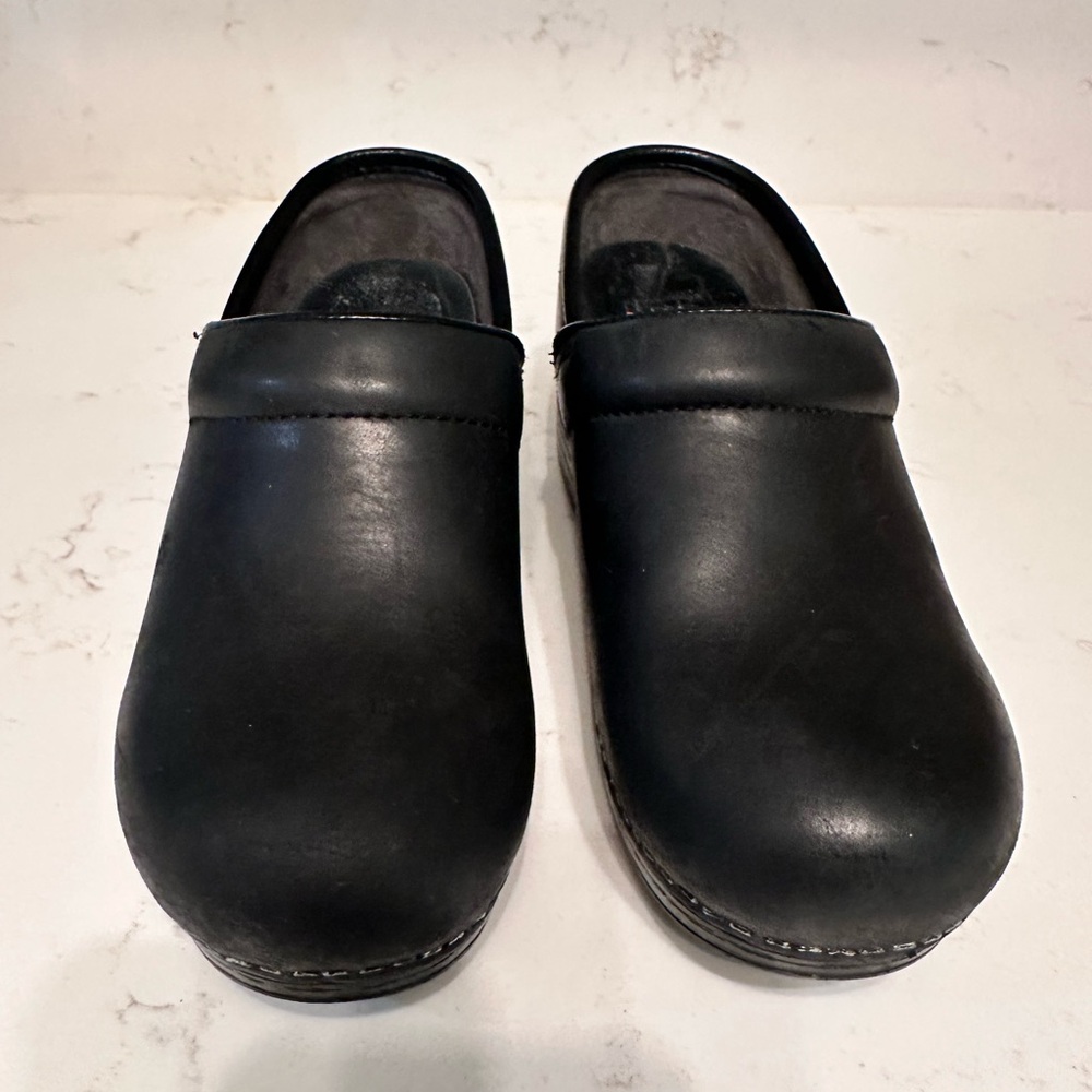 Black Waterproof Dansko XP.